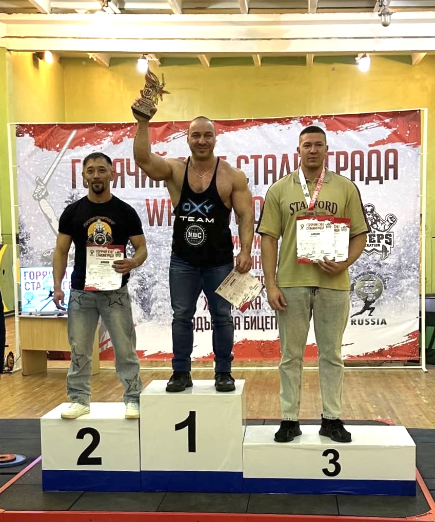 Переписал ВСЕ рекорды: Владимир Жаденов стал абсолютным чемпионом турнира «Горячий снег Сталинграда»